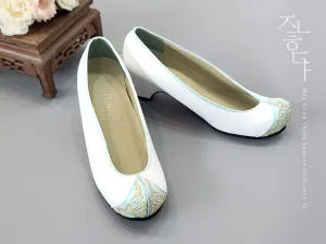 Gold Embroidery Women Wedding Shoes in Mint Kkotshin
